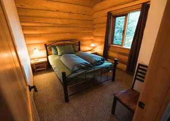 Ten-ee-ah Lodge & Campground hotel thumbnail 8