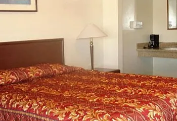 Holiday Motel Waynesburg hotel thumbnail 2