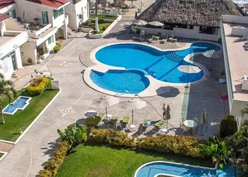 Suites Costa Dorada hotel thumbnail 3