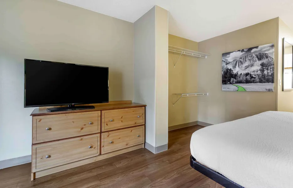 Extended Stay America Suites Seattle Bellevue Factoria hotel detail image 6