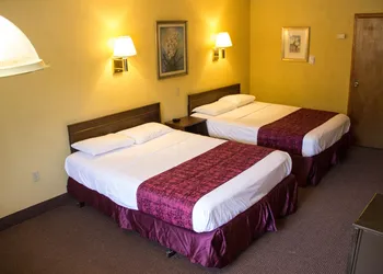 Fran Cove Motel hotel thumbnail 3