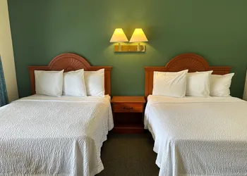 O'Sullivan's On The Lake Motel hotel thumbnail 8