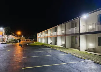 Host Inn hotel thumbnail 4