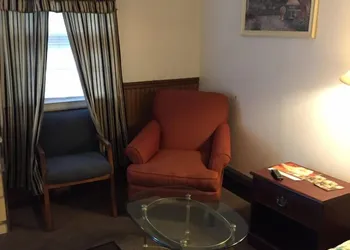 Tompkin's Motel hotel thumbnail 6