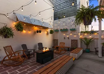 Dry Dock Inn hotel thumbnail 4