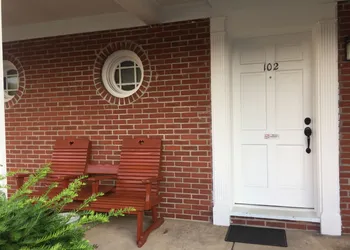 Motel Townhouse hotel thumbnail 4