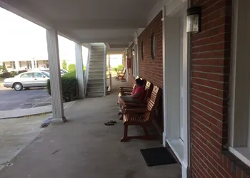 Motel Townhouse hotel thumbnail 7
