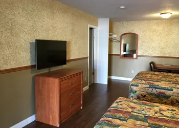Budget Inn hotel thumbnail 8