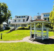 Chestnut Inn Bed and Breakfast hotel detail image 4