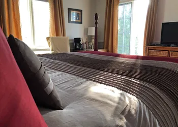 Butler Creek House hotel thumbnail 7