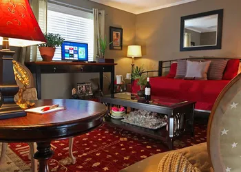Butler Creek House hotel thumbnail 8