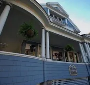 Circular Manor Bed and Breakfast hotel detail image 3
