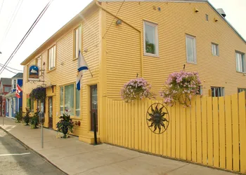 Rum Runner Inn hotel thumbnail 7
