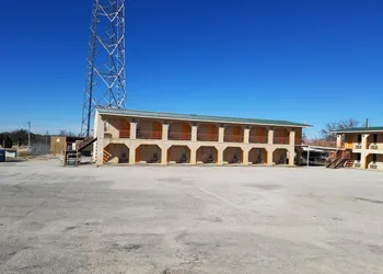 Cisco inn hotel thumbnail 6