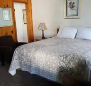 Bishop Village Motel hotel detail image 7