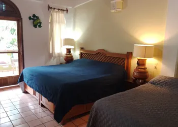 Villa Corona del Mar hotel thumbnail 4