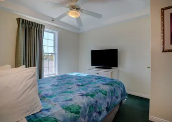 Sea View Inn hotel thumbnail 6