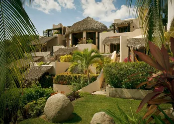Agua Azul la Villa hotel thumbnail 2