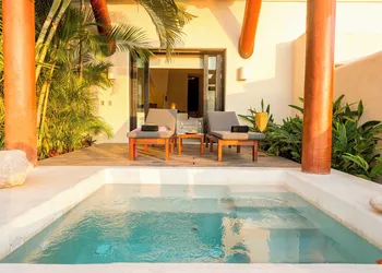 Tentaciones Hotel & Lounge Pool - Adults Only hotel thumbnail 2