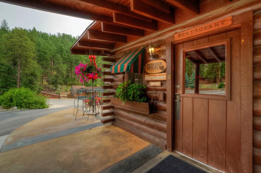 Powder House Lodge hotel detail image 6