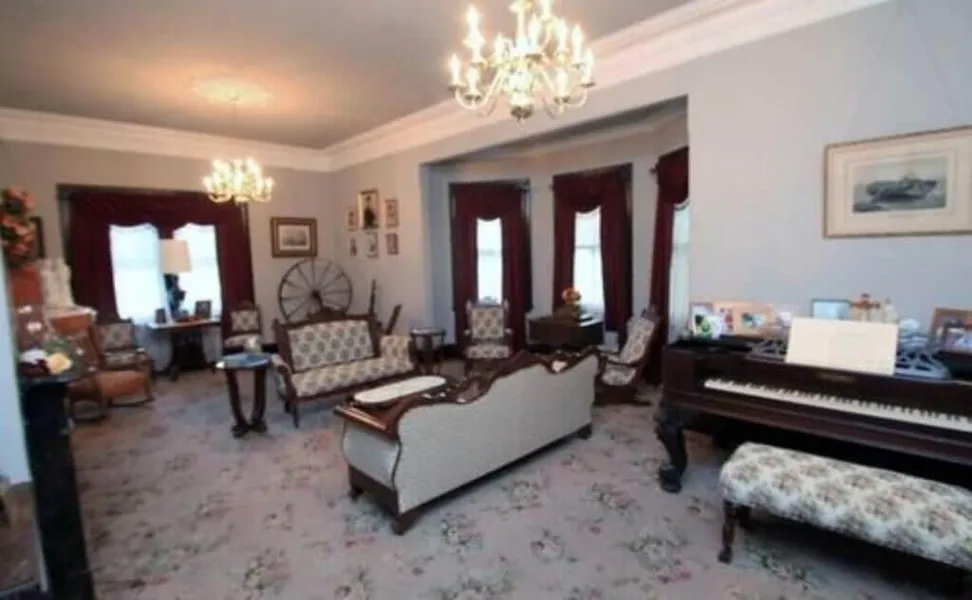 The Dominion House Bed & Breakfast hotel detail image 6