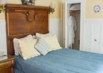 Old St. Angela Inn hotel thumbnail 5