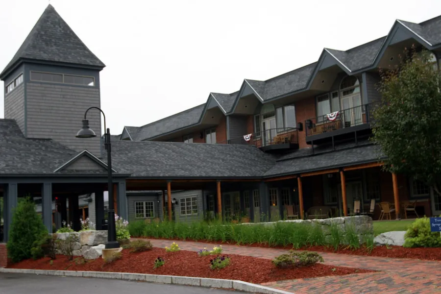 Lake Opechee Inn and Spa hotel detail image 2