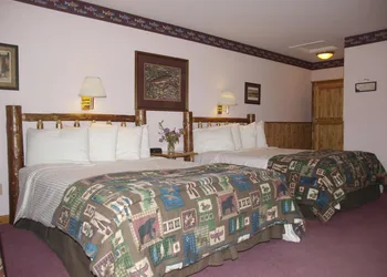 Yellowstone Basin Inn hotel thumbnail 3