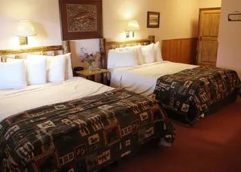 Yellowstone Basin Inn hotel thumbnail 5