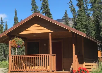 McKinley Creekside Cabins hotel thumbnail 3