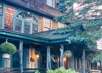 Hotel Mountain Brook hotel thumbnail 2