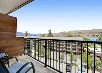 Chelan Resort Suites by DC hotel thumbnail 3