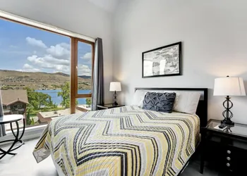 Chelan Resort Suites by DC hotel thumbnail 5
