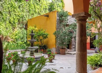 Antigua Capilla B&B hotel thumbnail 6