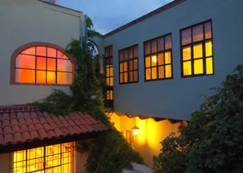 Casa de la Noche hotel thumbnail 3