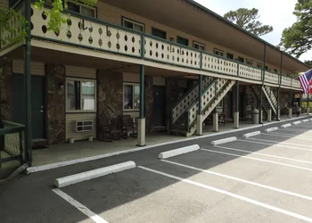 Edelweiss Inn hotel thumbnail 2