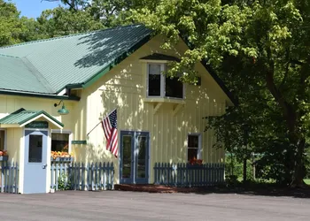 Green Valley Lodge hotel thumbnail 2