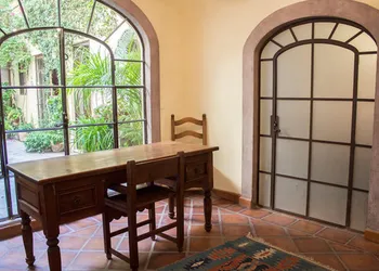 Casa de la Mañana hotel thumbnail 5