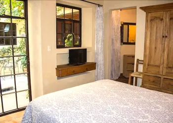 Casa de la Mañana hotel thumbnail 8