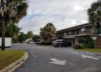 Palmetto Inn hotel thumbnail 2