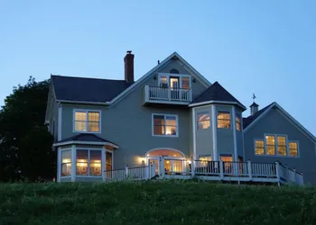High Hill Inn hotel thumbnail 5