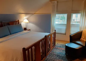 Inn On Columbia hotel thumbnail 5