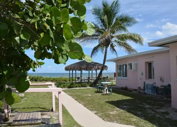 Sea Scape Oceanfront Motel hotel thumbnail 7