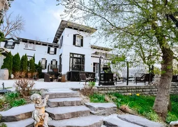 Maxwell Mansion hotel thumbnail 6