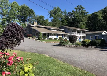 Meadowlark Motel with Restaurant & Bar hotel thumbnail 2