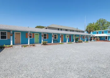 Island Guesthouse and Motel hotel thumbnail 3