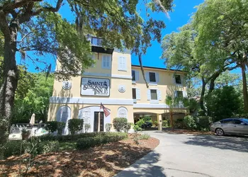 Saint Simons Inn by the Lighthouse hotel thumbnail 3