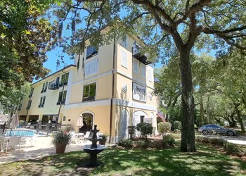 Saint Simons Inn by the Lighthouse hotel thumbnail 4