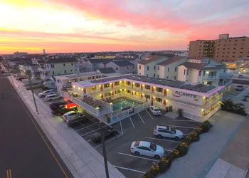 Alante Oceanfront Motel hotel thumbnail 2