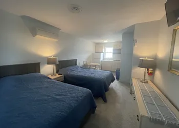 Chateau Bleu hotel thumbnail 2